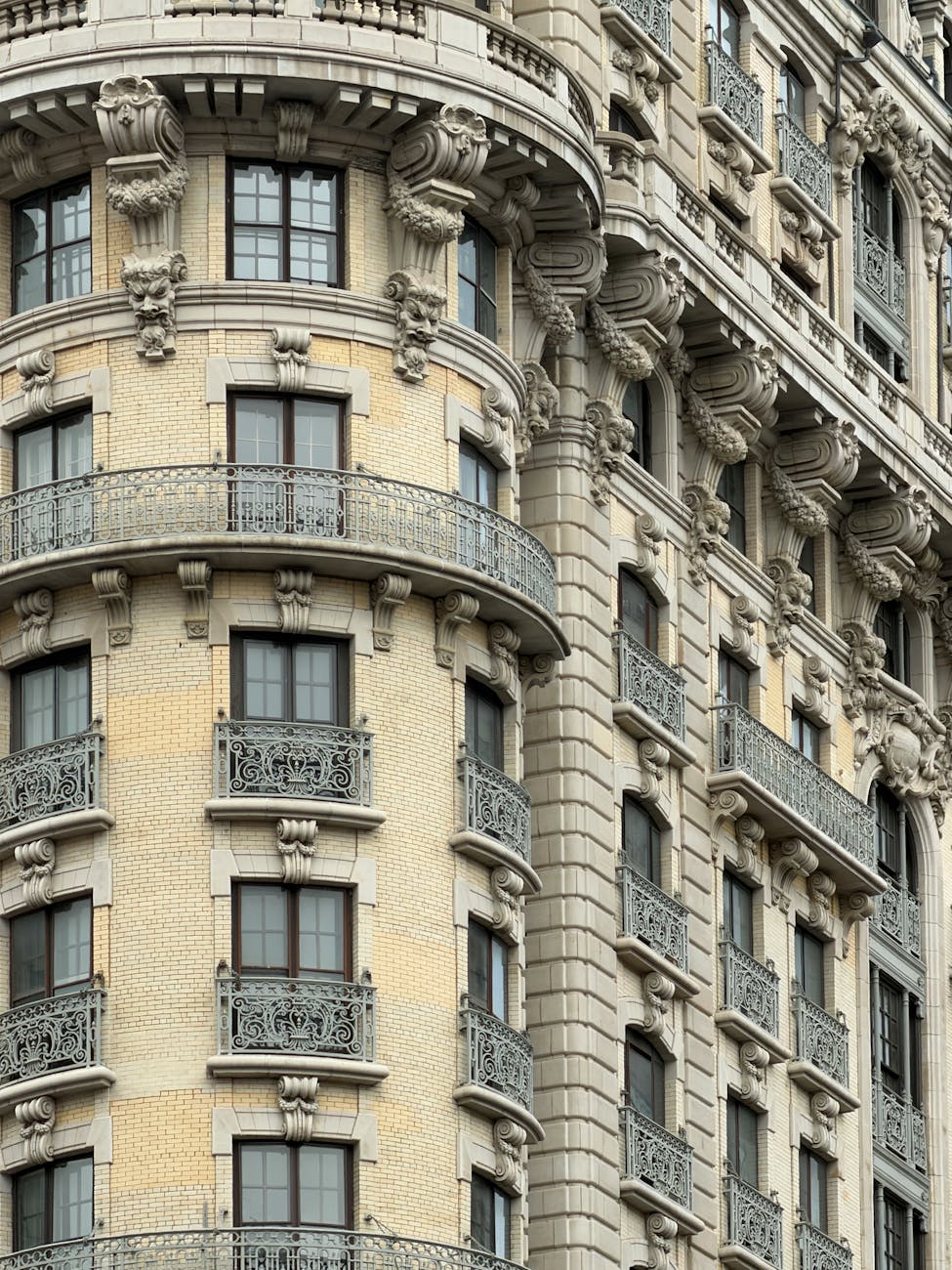How a Property Manager Stopped Chasing Rent Manually